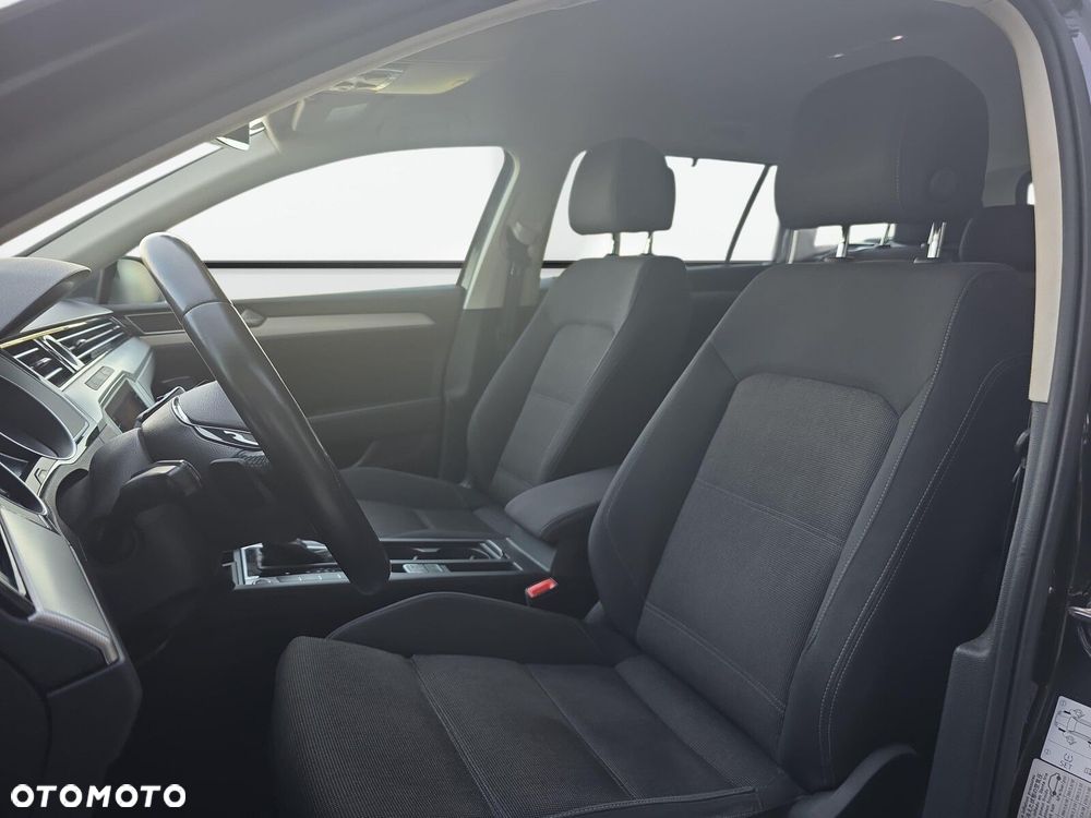Volkswagen Passat Variant 2.0 TDI BMT Comfortline DSG - 10