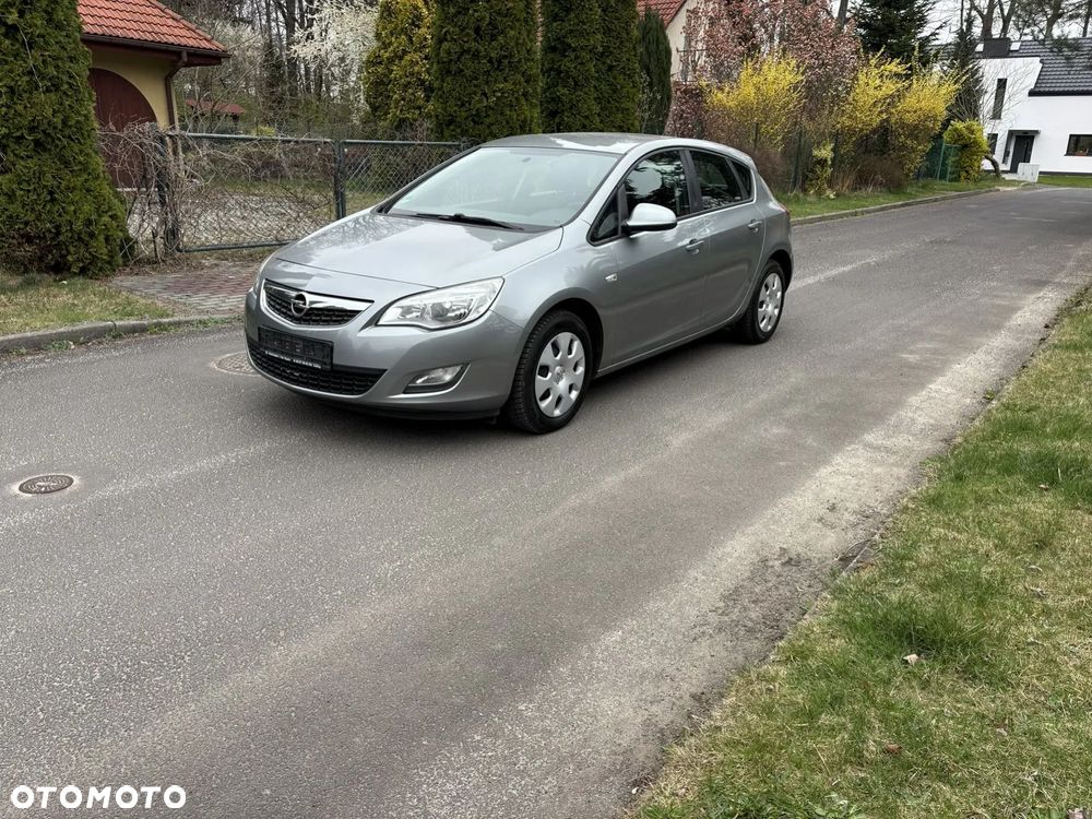 Opel Astra 1.4 Selection - 1