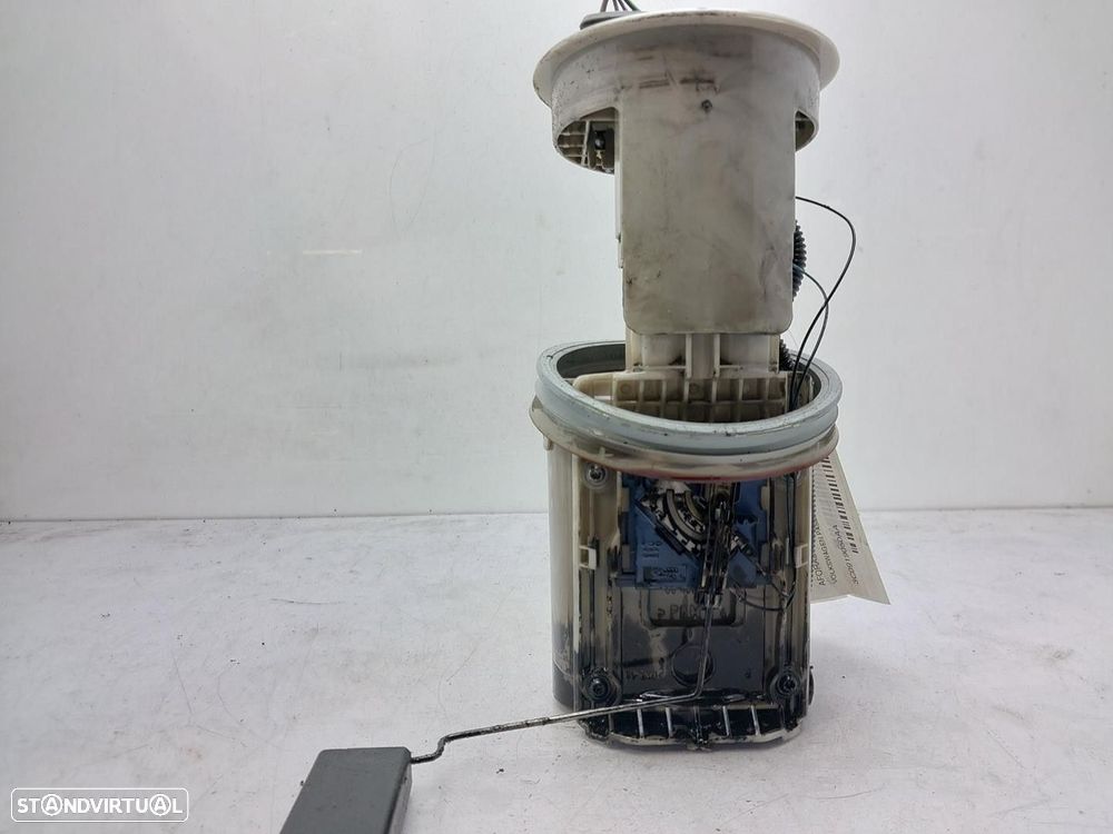 SENSOR DE COMBUSTÍVEL VOLKSWAGEN PASSAT 2003 -3C0919050AA - 1