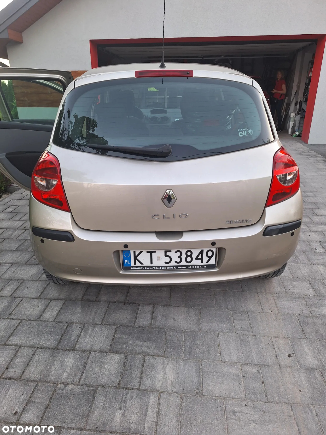 Renault Clio 1.2 16V Authentique - 4