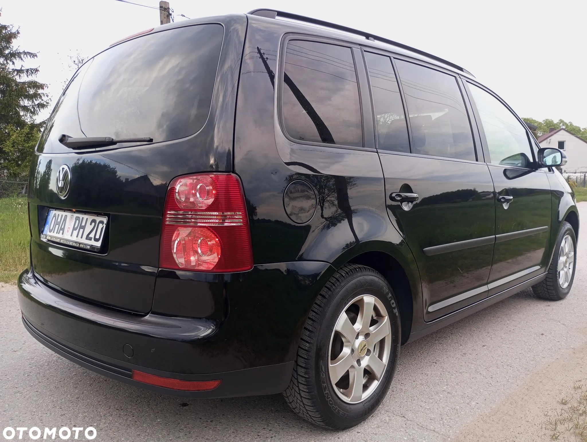 Volkswagen Touran 1.6 Trendline - 12