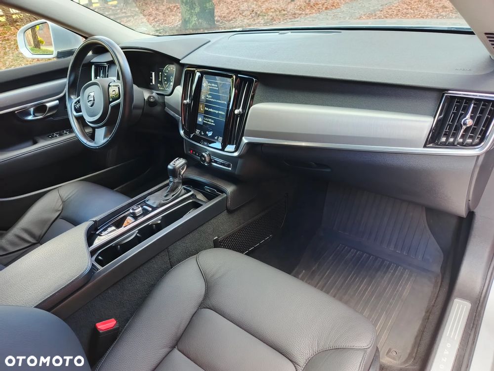 Volvo V90 D5 AWD Momentum - 14