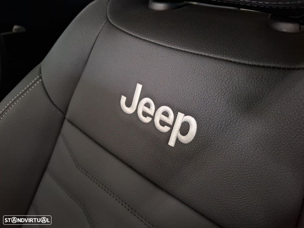 Jeep Avenger 54 kWh Summit Plus - 23