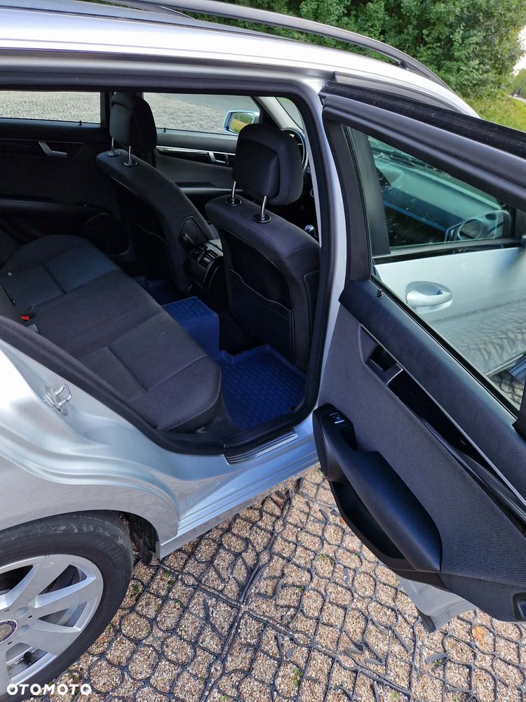 Mercedes-Benz Klasa C 200 (BlueEFFICIENCY) - 14