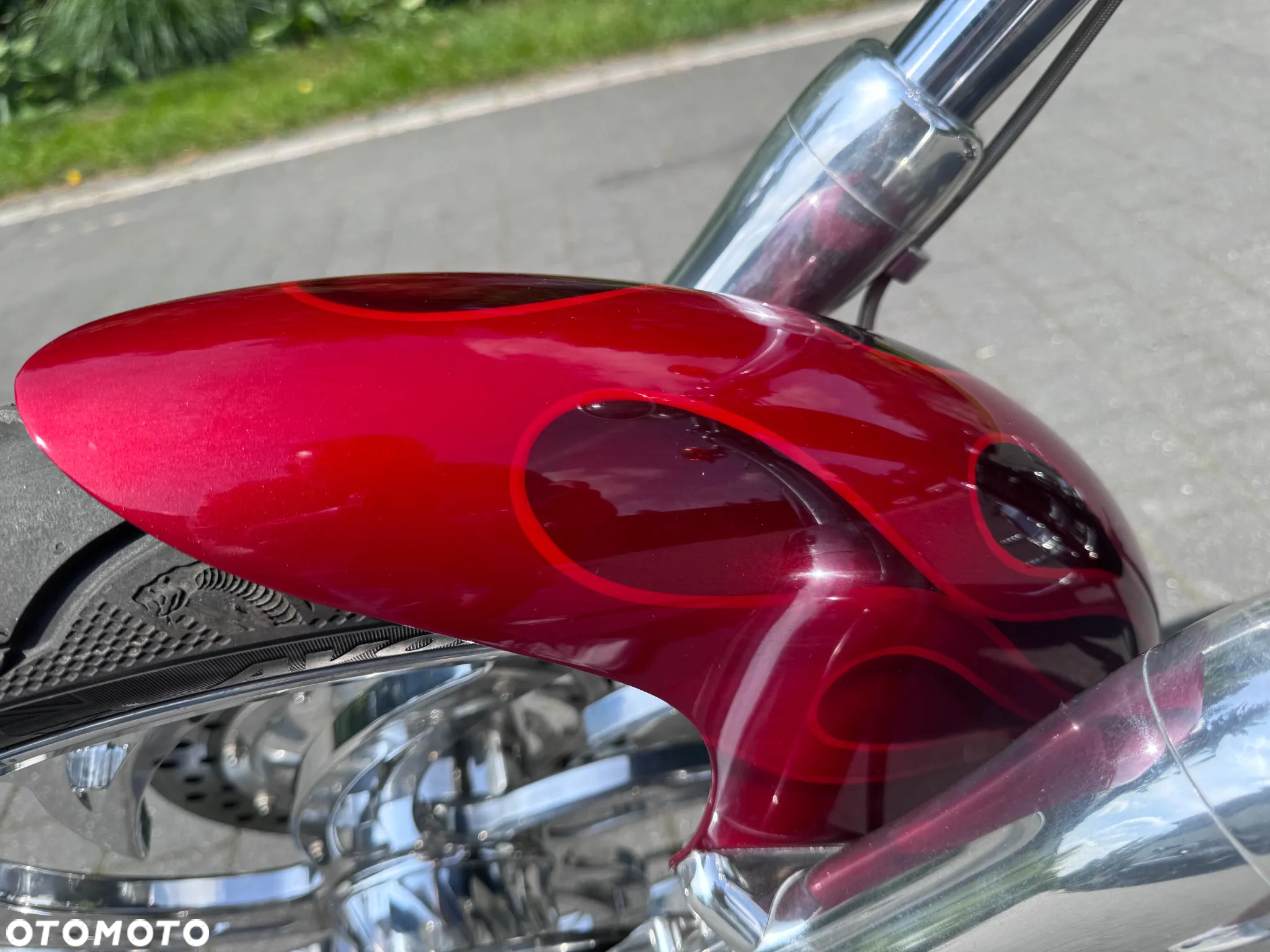 Harley-Davidson Softail Custom - 30