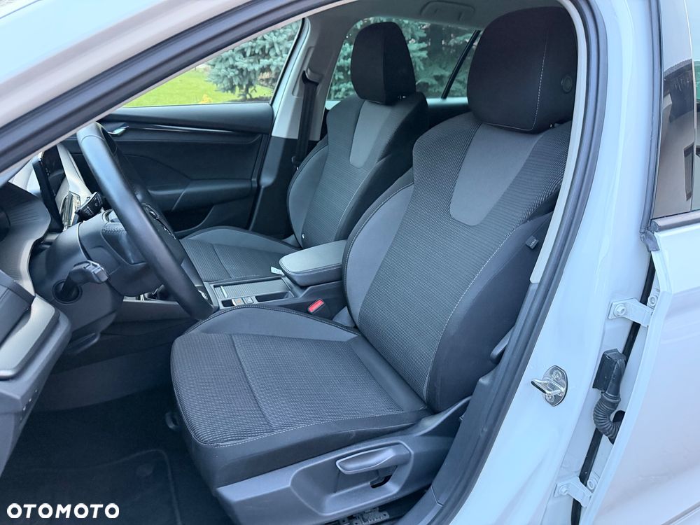 Skoda Octavia 2.0 TDI Tour - 10