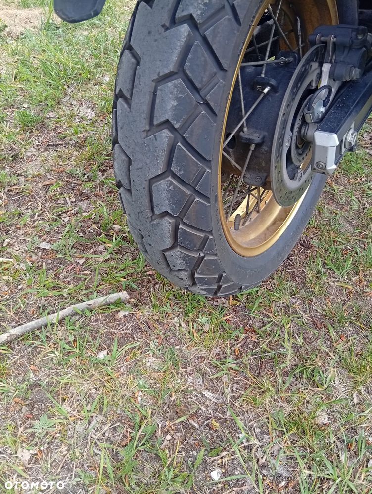 Suzuki V-STROM - 6