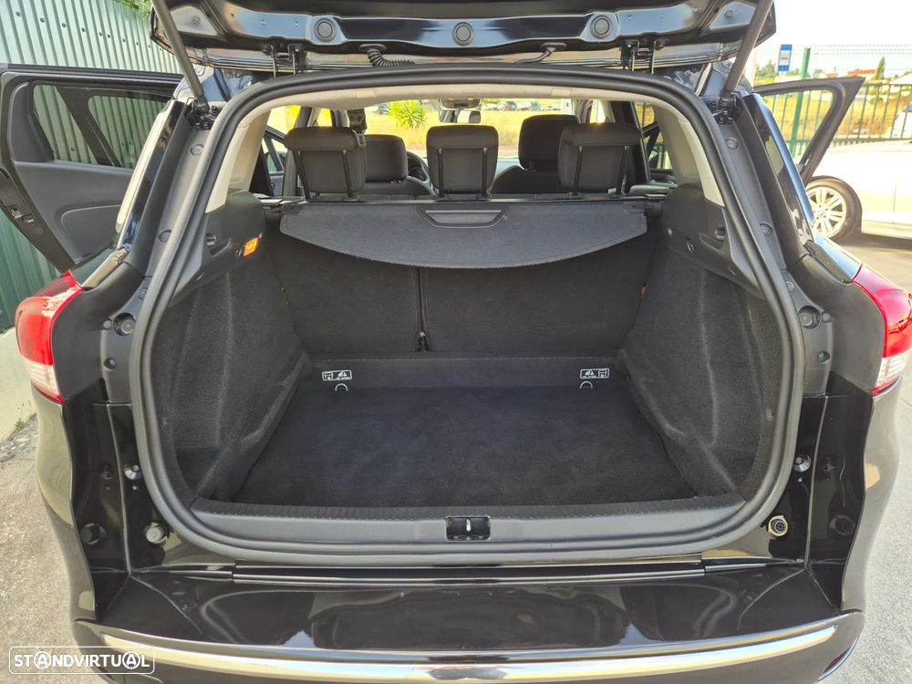Renault Clio Sport Tourer 0.9 TCe Limited - 28