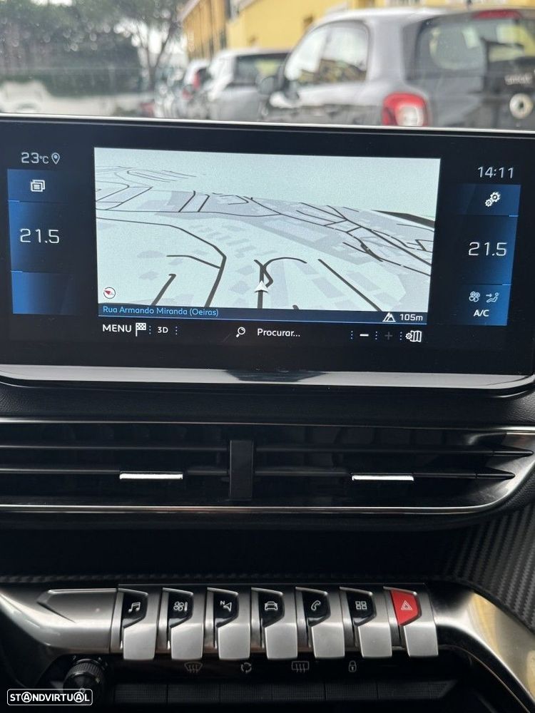 Peugeot 5008 1.2 PureTech Allure Pack - 32