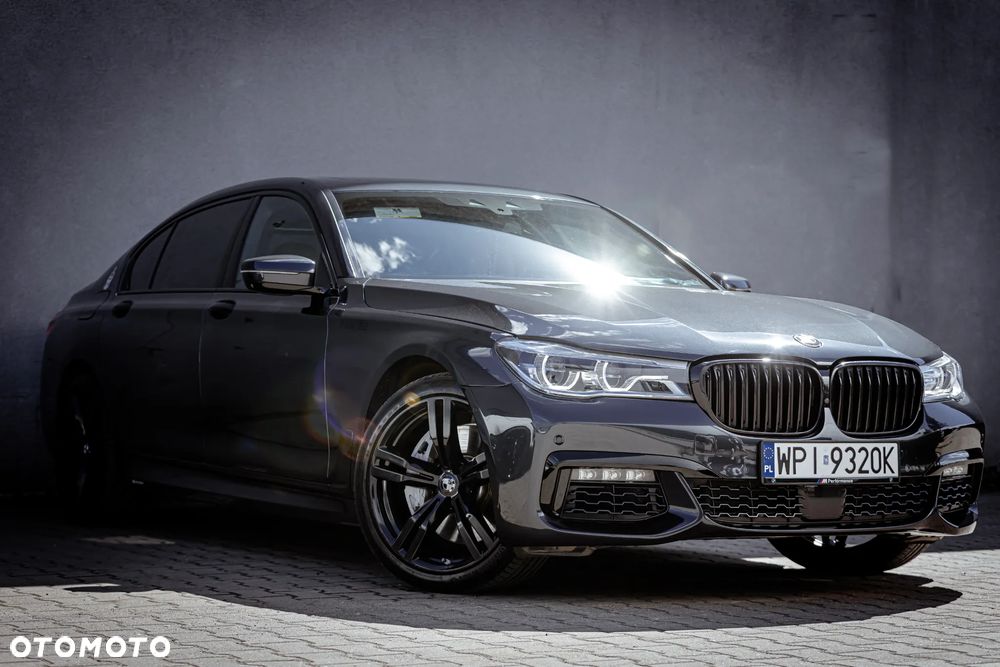BMW Seria 7 750Li xDrive - 3