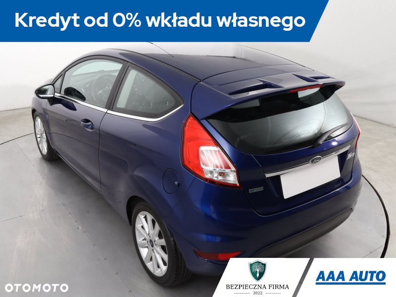 Ford Fiesta - 24