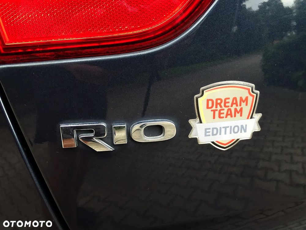 Kia Rio 1.2 Dream Team Edition - 25