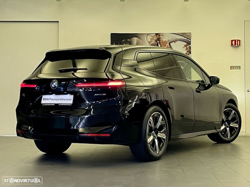 BMW iX xDrive 50 Pack Desportivo - 3