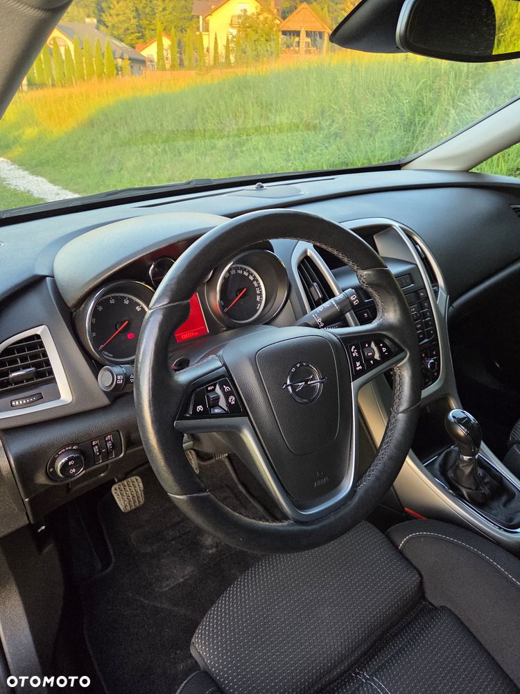 Opel Astra - 8