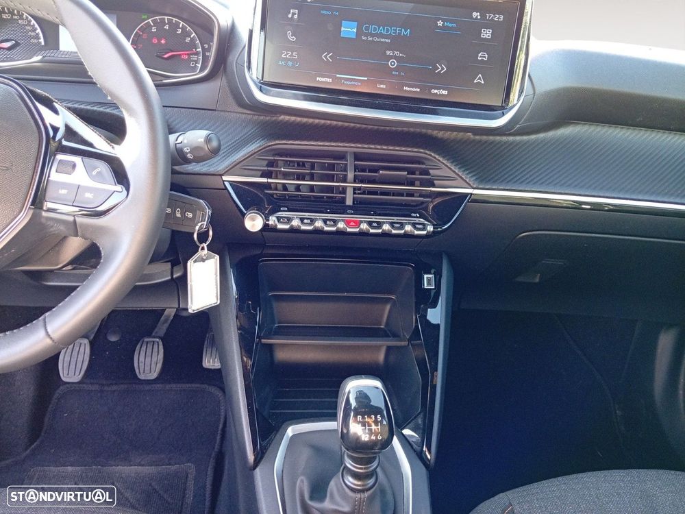 Peugeot 2008 1.2 PureTech Style - 11