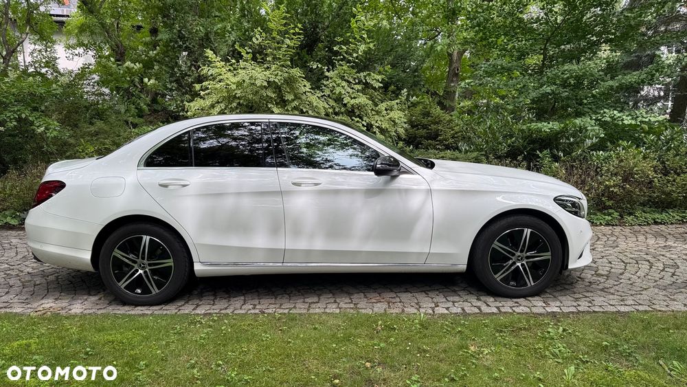 Mercedes-Benz Klasa C 160 Business Edition 9G-TRONIC - 2