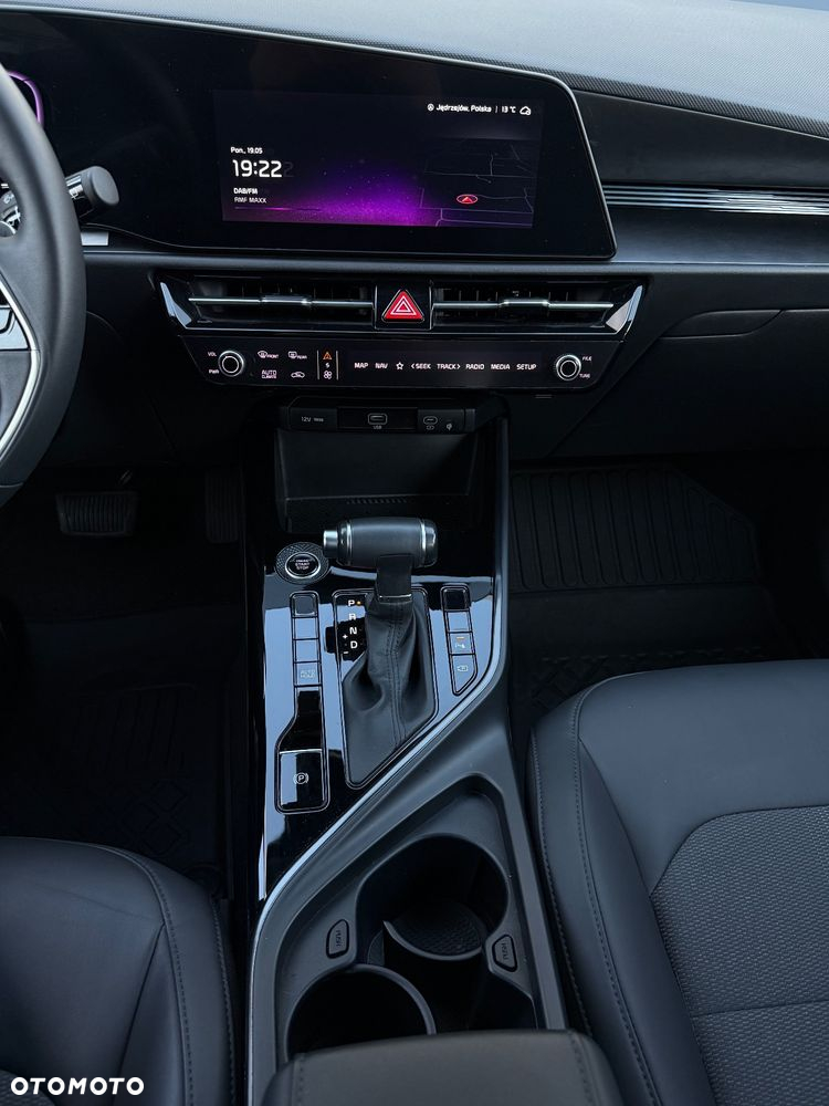 Kia Niro 1.6 GDI Hybrid M - 26