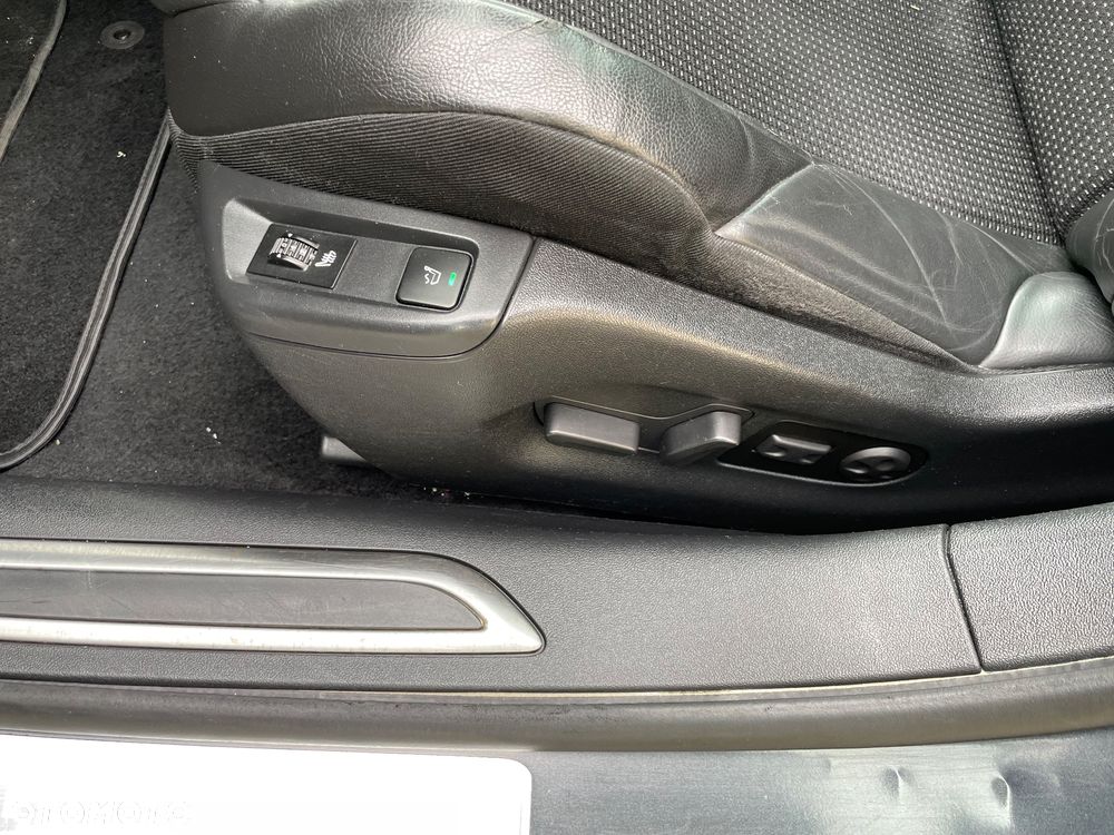 Citroën C5 2.0 HDi Exclusive - 19