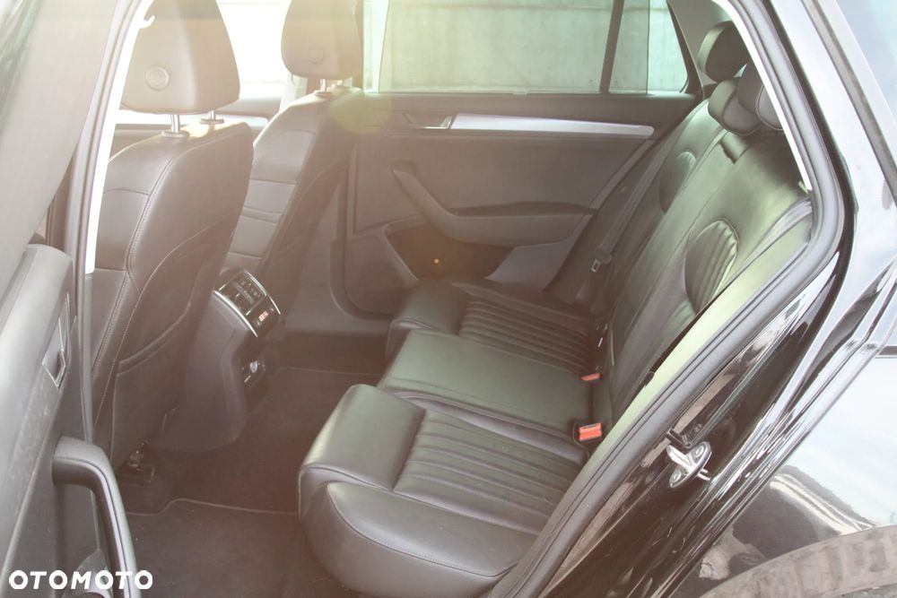 Skoda Superb Combi 1.4 TSI Ambition - 21