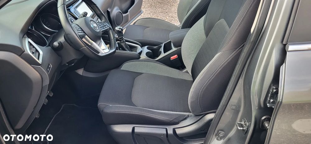 Nissan Qashqai 1.6 DIG-T N-Connecta - 12