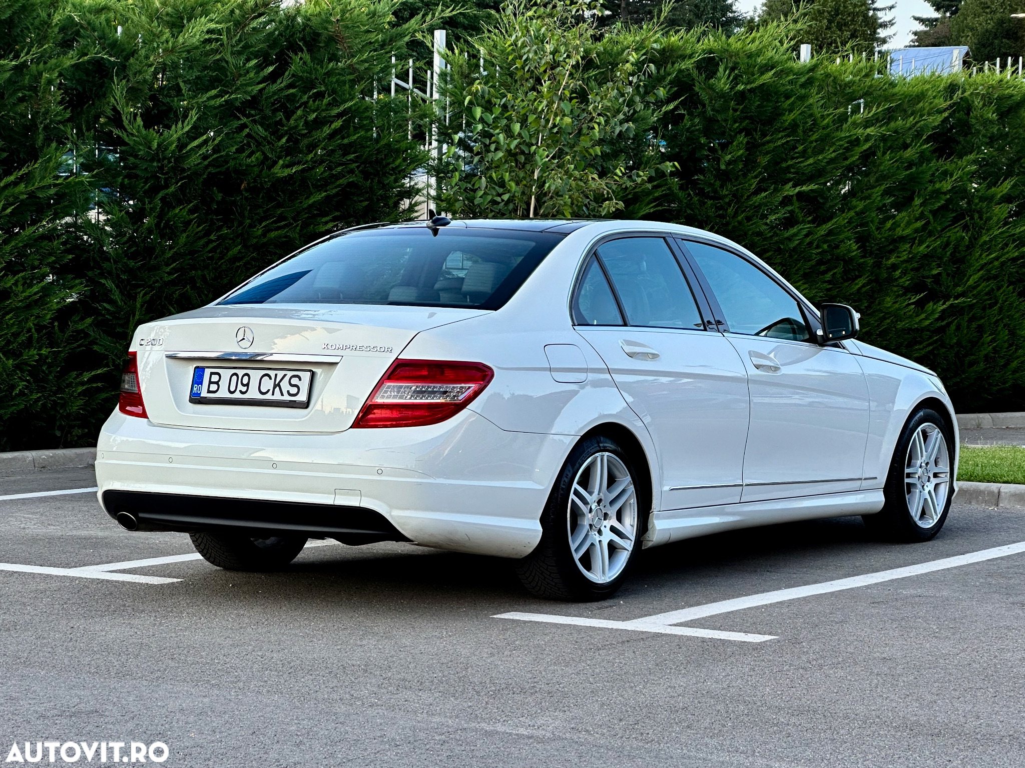 Mercedes-Benz C - 4