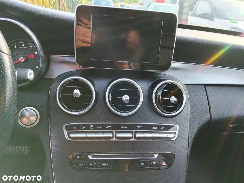 Mercedes-Benz Klasa C 180 9G-TRONIC - 8