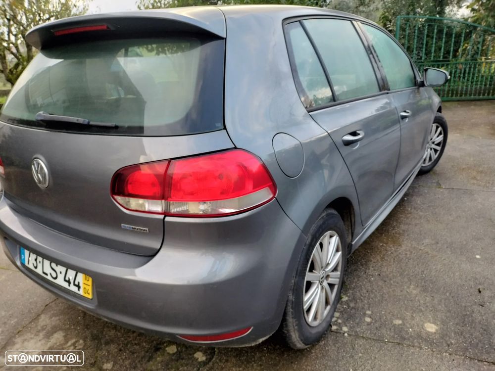 VW Golf 1.6 TDi Trendline BlueMotion - 5