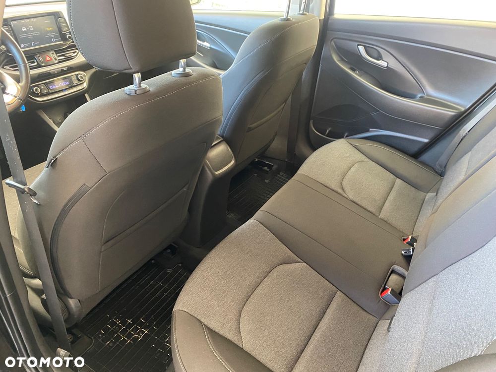 Hyundai i30 1.5 DPI Smart - 17