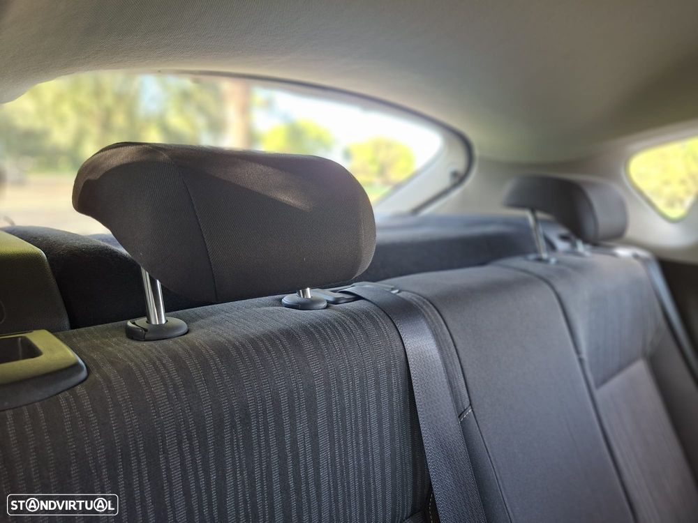 Opel Astra 1.4 Enjoy - 45