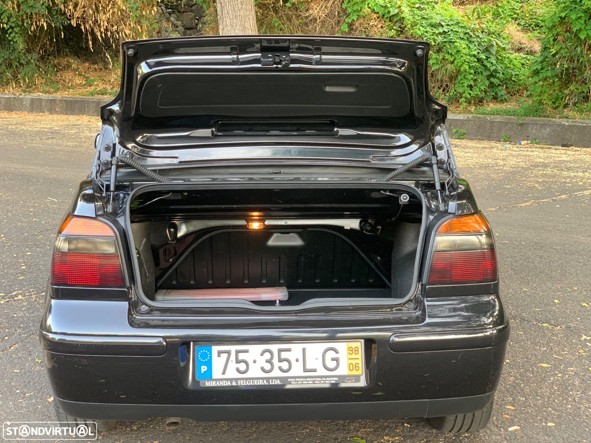 VW Golf Cabriolet 1.6 - 25