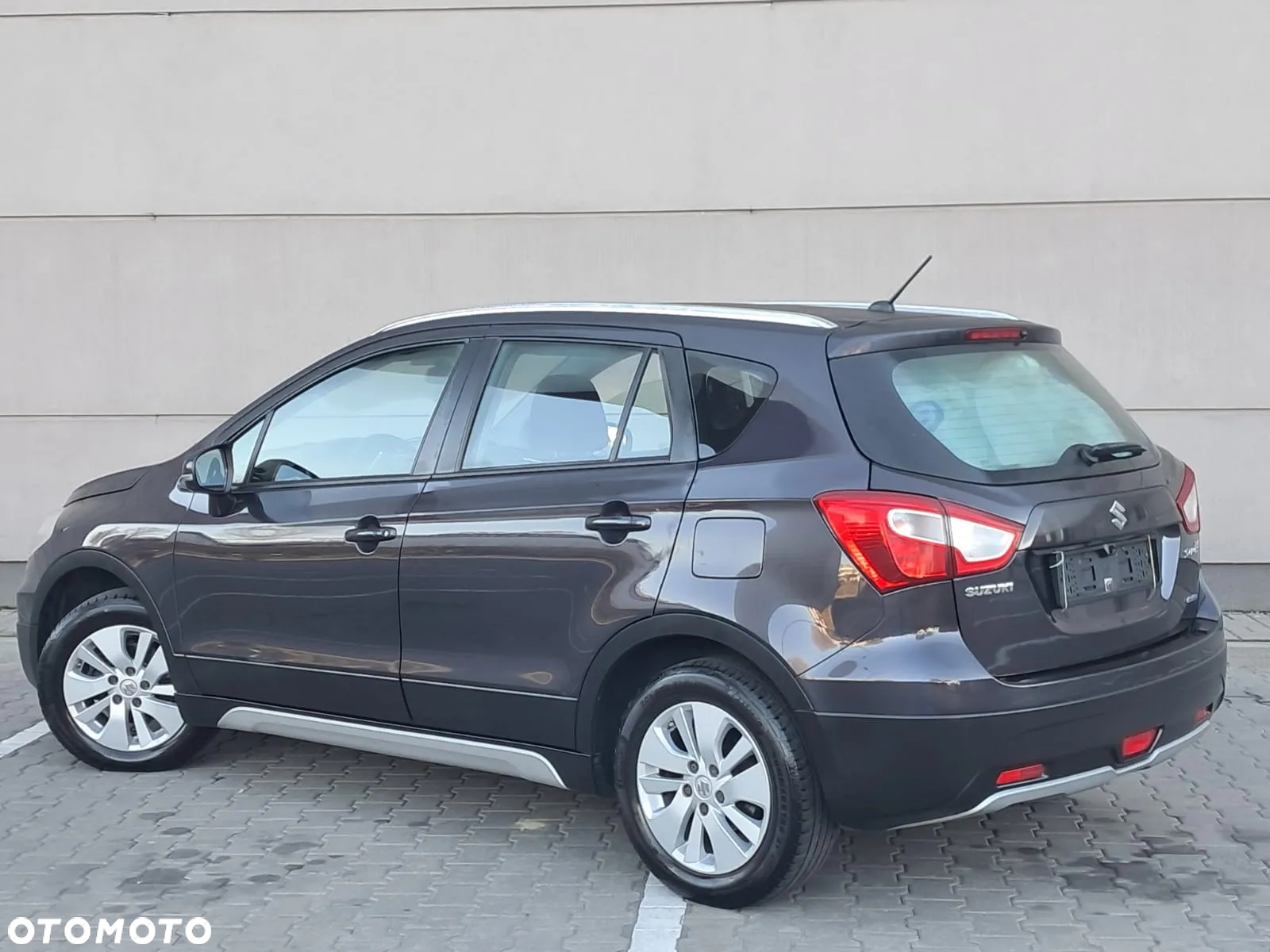 Suzuki SX4 S-Cross 1.6 VVT 4x4 Comfort+ - 11