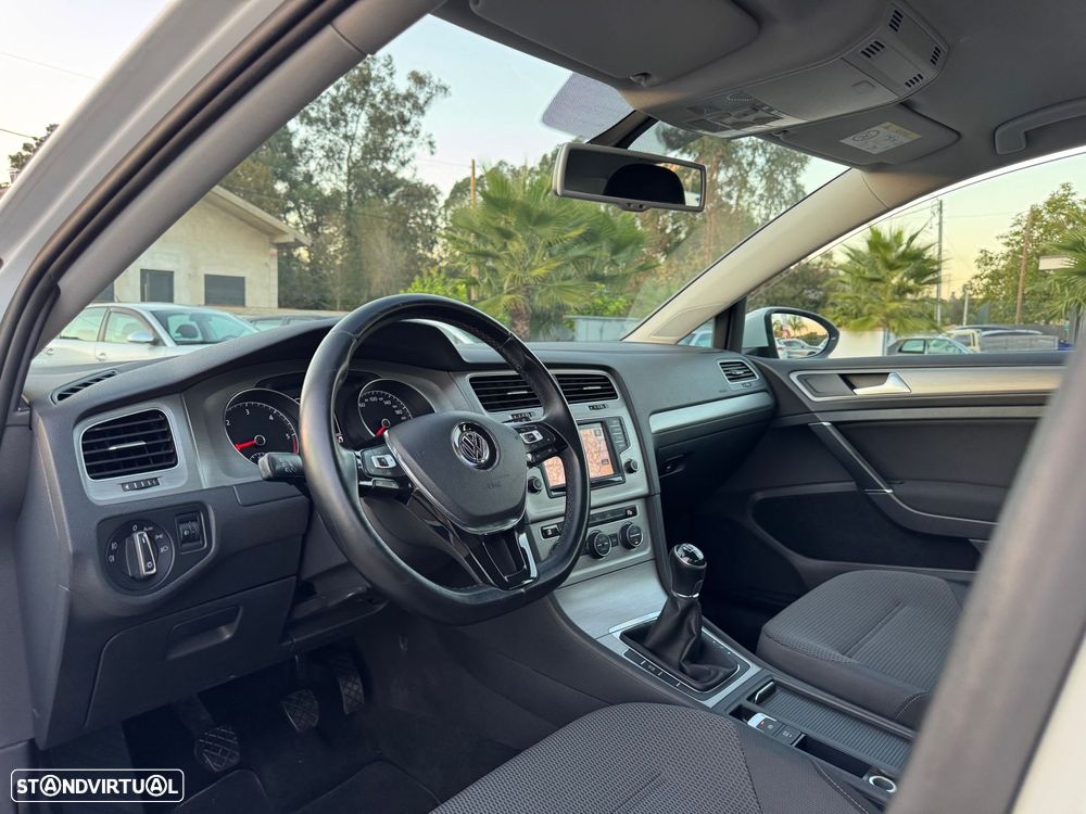 VW Golf 1.6 TDi Trendline - 22