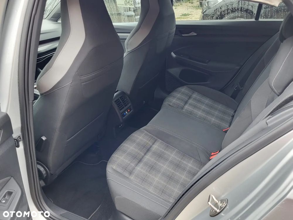 Volkswagen Golf VIII 2.0 TDI GTD DSG - 23