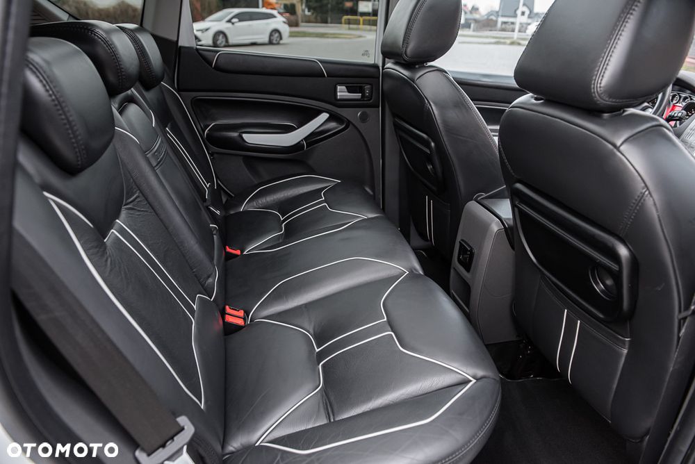 Ford Kuga 2.5 4x4 Individual - 29