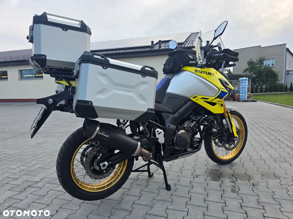 Suzuki V-STROM - 15
