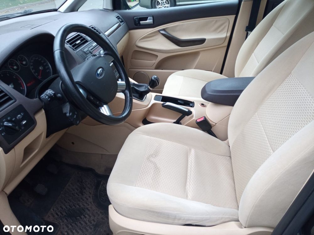 Ford C-MAX 1.8 Ghia - 11