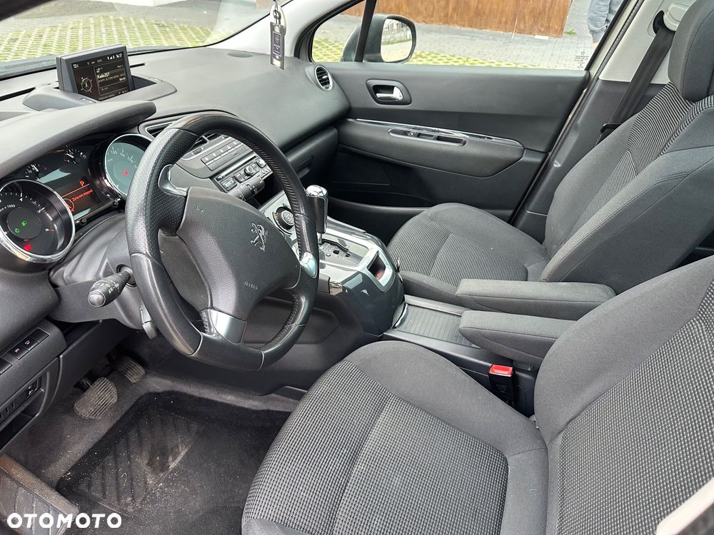 Peugeot 5008 - 12
