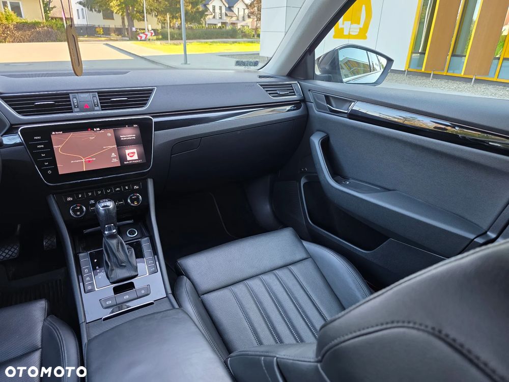 Skoda Superb 2.0 TSI 4x4 L&K DSG - 29