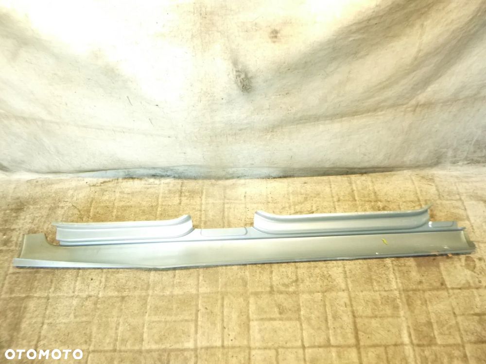 volkswagen touran 04r- próg lewy nowy