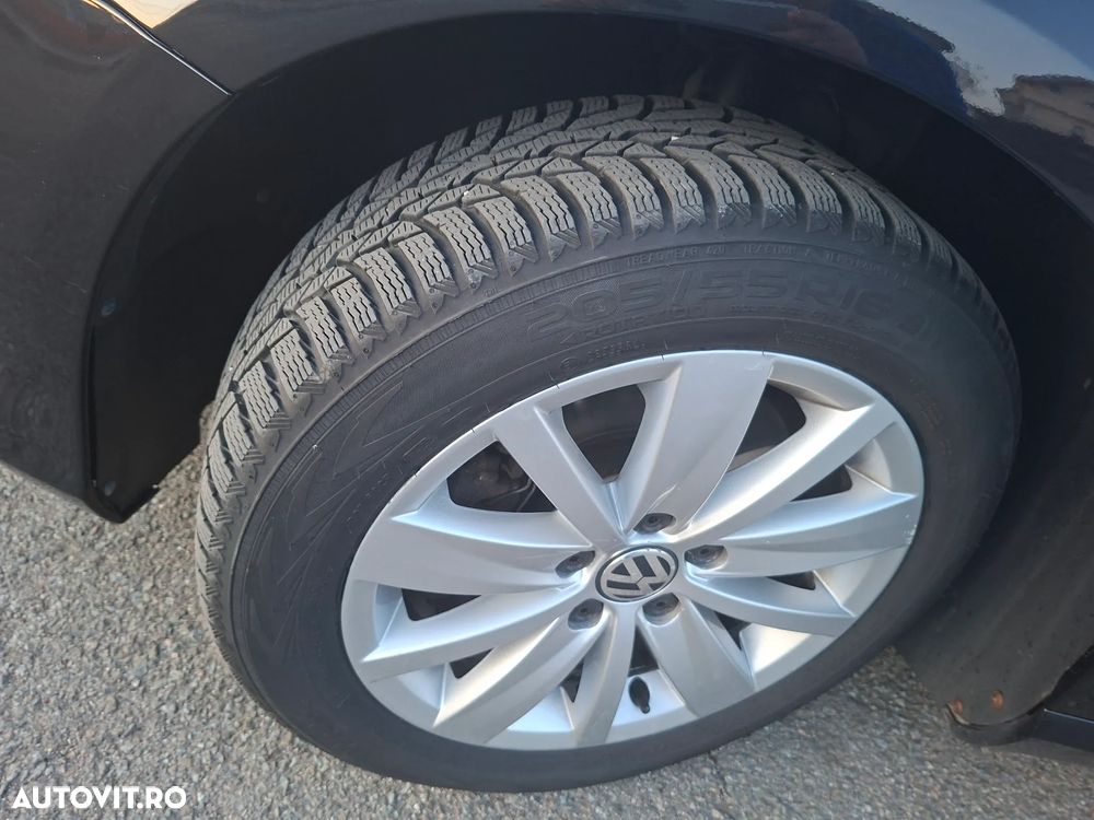 Volkswagen Passat 2.0 TDI BlueMotion Tehnology DSG Comfortline - 12