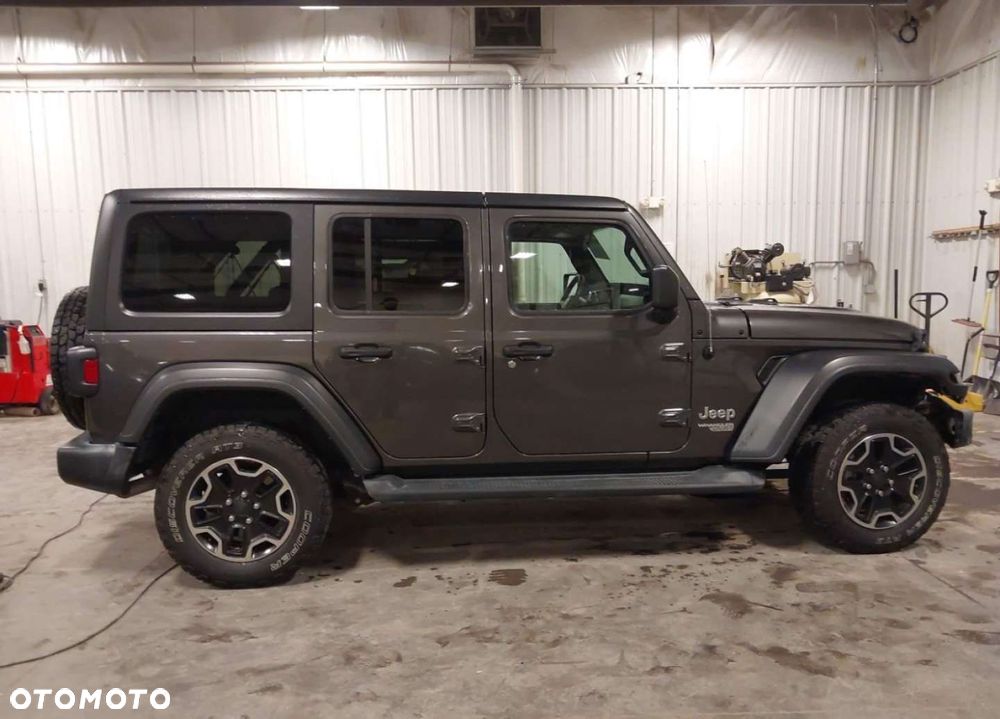 Jeep Wrangler - 7
