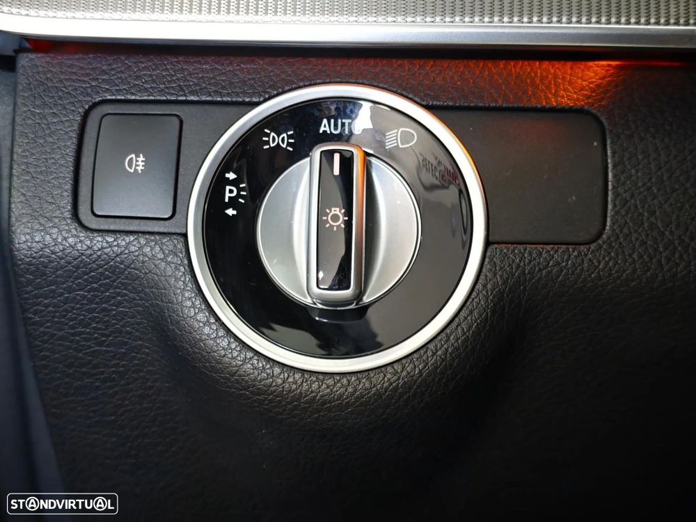 Mercedes-Benz E 220 BlueTEC BE Edition Auto. - 24