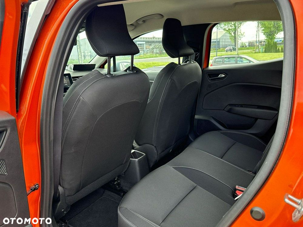 Renault Clio TCe 90 EVOLUTION - 17