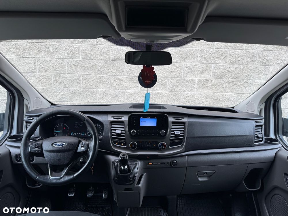 Ford Transit Custom - 13