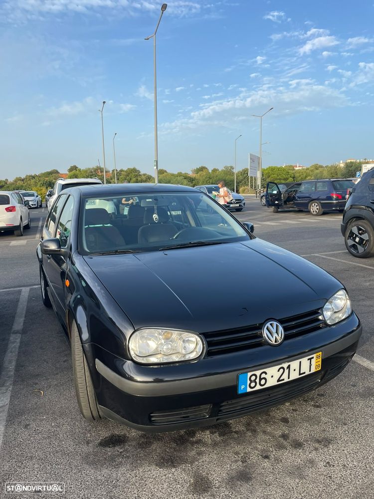 VW Golf 1.4i Confort - 1