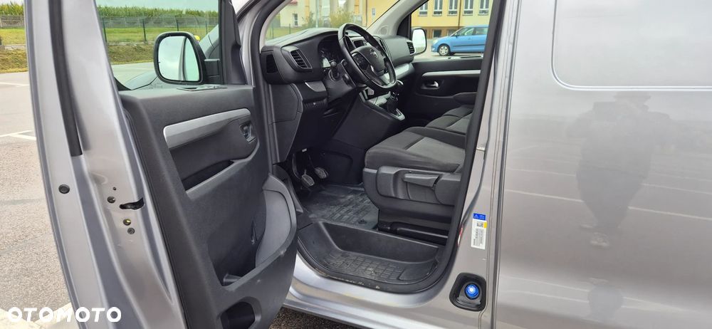 Opel Vivaro - 22