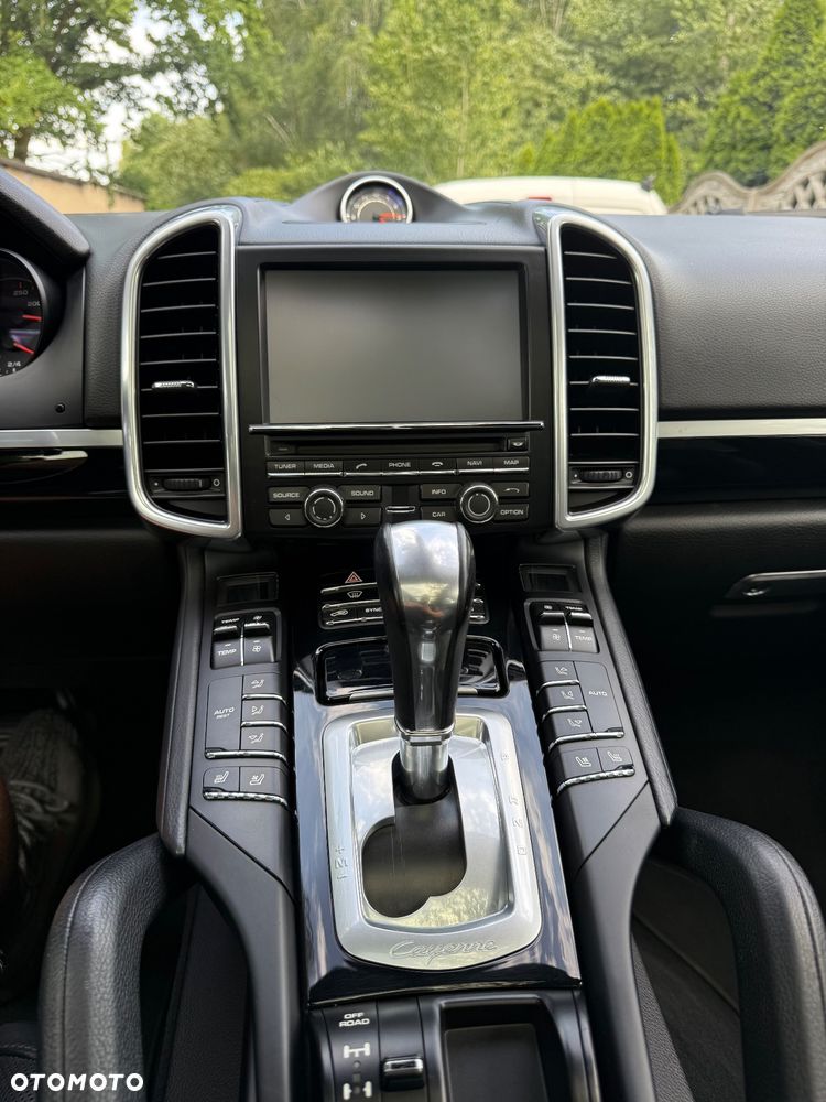 Porsche Cayenne Tiptronic S - 2
