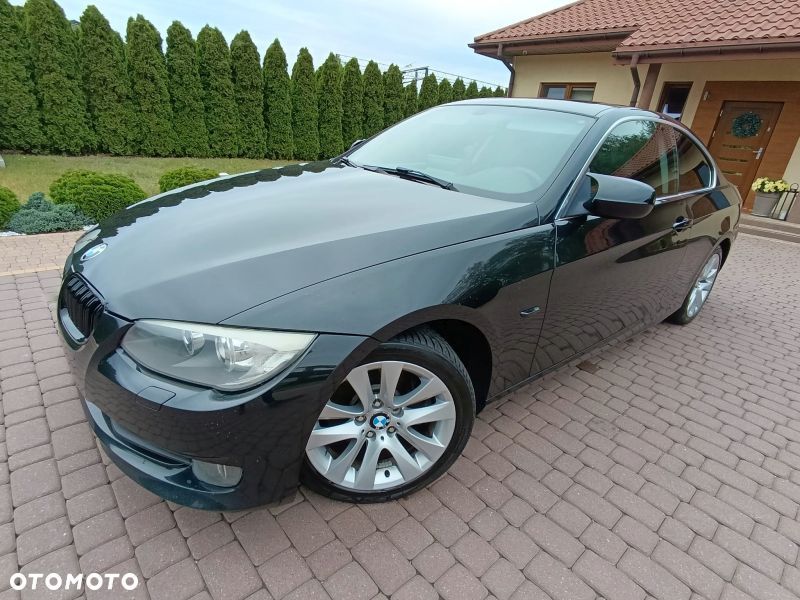 BMW Seria 3 325i - 1