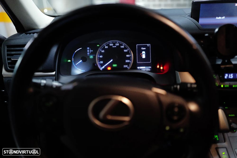 Lexus CT 200h Executive+ - 8