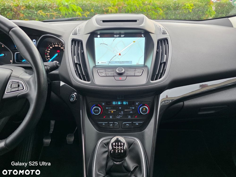 Ford Kuga 1.5 EcoBoost 2x4 Individual - 15